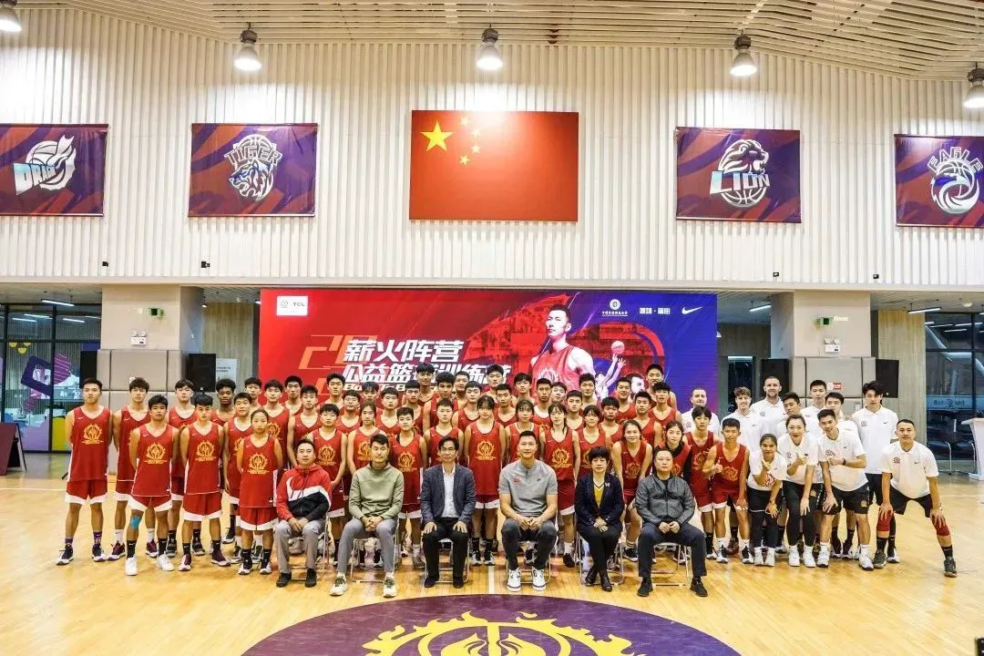如何安排篮球主力的赛季前训练_0